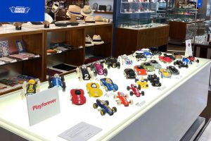 21 4 19 月 4 30 金 東急ハンズ名古屋店10f 男の書斎 コーナーにplayforeverが登場 株式会社ジオジャパン 文具 ステーショナリーのoem製造 知育玩具 輸入玩具のgeo Japan 21 4 19 月 4 30 金 東急ハンズ名古屋店10f 男の書斎 コーナーにplayforeverが登場 株式会社ジオジャパン 文具 ステーショナリーのoem製造 知育玩具 輸入玩具のgeo Japan